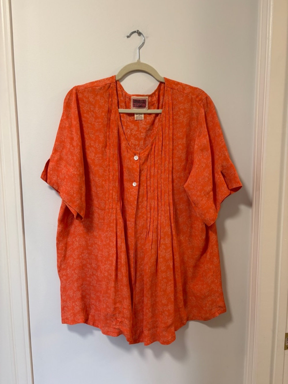 April Too Cornell Blouse Throw Over Floral Flowy Pleated Button Up orange “OS”
